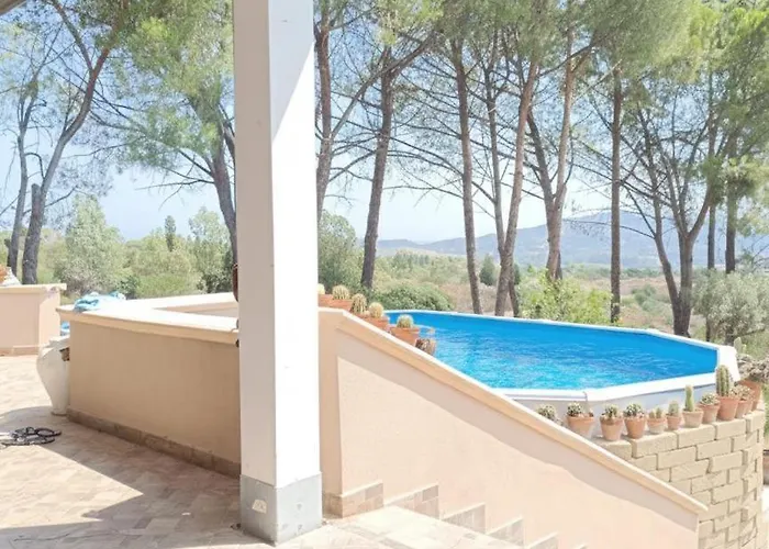 Medau Becciu Adults Only Heritage Estate Guest house